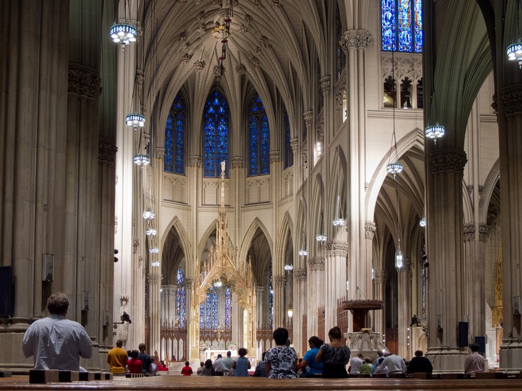 教堂曾在美国建筑师协会评选的150座美国最喜爱建筑中排名第11位。