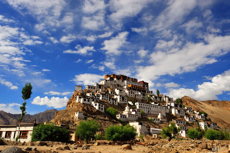 7. Leh the Capital city（Ladakh) The road to Leh is picturisque albeit not an easy one. With mnay check points to cross and also the altitude altogether plays an important role. But it is a journey well worth traveling to. View the ruined old Leh Palace, former residence of the Royal family of Ladakh.