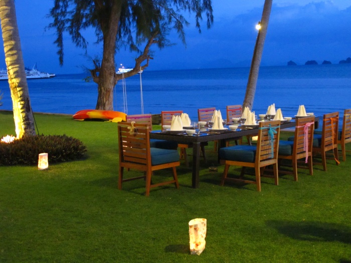 9 Private Beach Dinner, Bali - Apple 101°