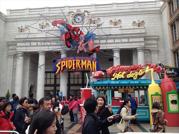 第一个游戏——Spiderman Ride，一定要玩的游戏！