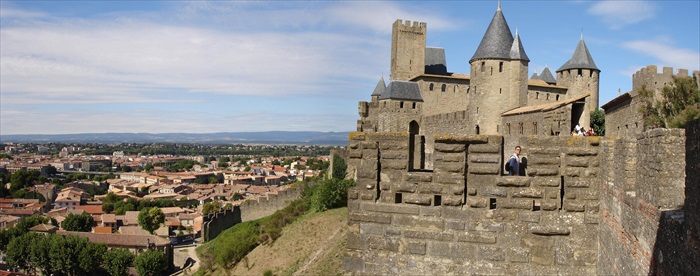 壮观的卡尔卡松城堡。