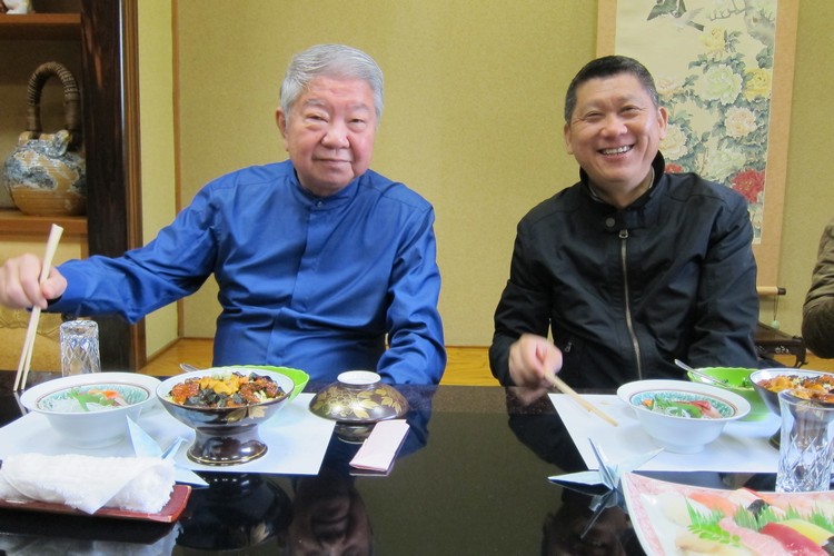 蔡澜和李桑于福井”初味寿司“ 吃喝玩乐。