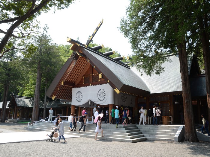 北海道神宫是当地社格最高的神社。