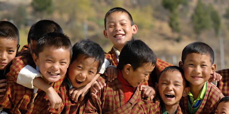 蘋果包机吉隆坡直飞不丹 - 遇见不丹 · 世界上幸福指数最高、世界上唯一的碳平衡国家。