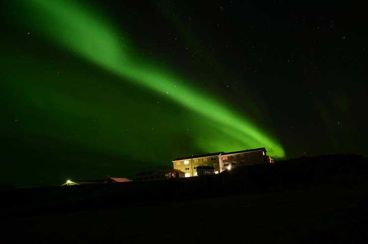 冬季的冰岛也是观赏北极光的最佳境地！