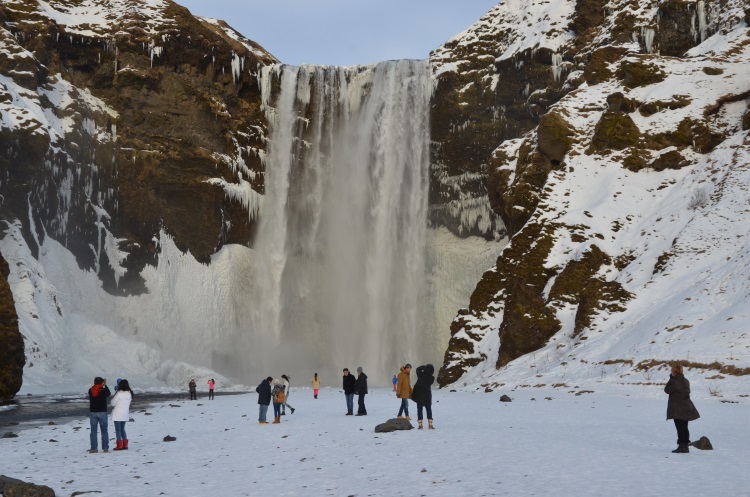 冰岛南部的赛里雅朗瀑布