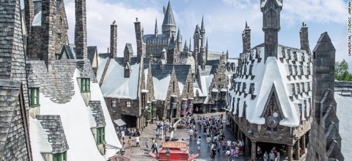  Thousands of fans turned up to be first to experience the new Wizarding World of Harry Potter attraction at Universal Studios Japan on July 15. 