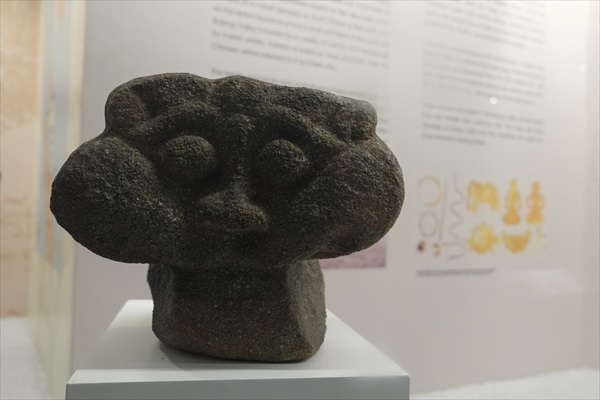 于吉打布秧谷发现的石头像与佛像 。